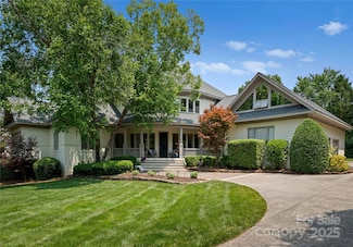 8813 Covey Rise Ct, Charlotte, NC 28226