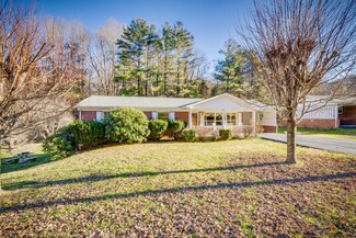 524 Church St, Weber City, VA 24290