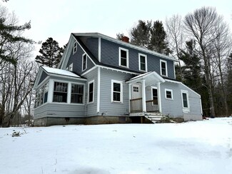 867 Bucksport Rd, Ellsworth, ME 04605