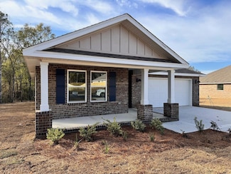 4632 Naval Ct, Crestview, FL 32539