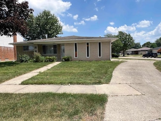 37610 Hacker Dr, Sterling Heights, MI 48310