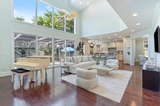 575 NW 7th St, Boca Raton, FL 33432