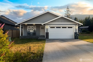 6311 Bearpaw Ct, Maple Falls, WA 98266