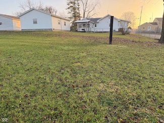 308 S West St, Charlottesville, IN 46117