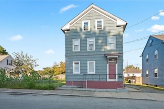 105 Sisson St, Providence, RI 02909