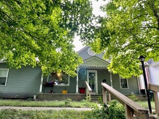 126 E North St, Delphi, IN 46923