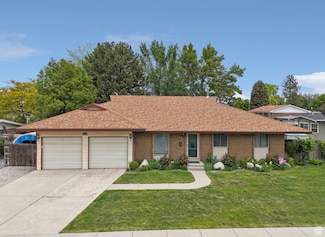 635 Pioneer Ave, Sandy, UT 84070