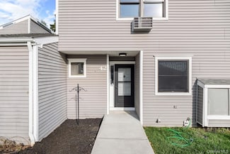 42 Brewster Woods Dr, Brewster, NY 10509