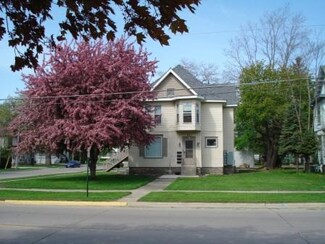 801 4th St NW, Austin, MN 55912