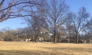 18 S Lynwood Blvd, Eastborough, KS 67207