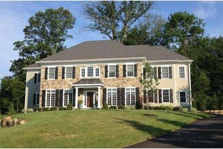 104 Braebank Ln, Bryn Mawr, PA 19010