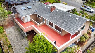 1014 S 234th Place, Des Moines, WA 98198