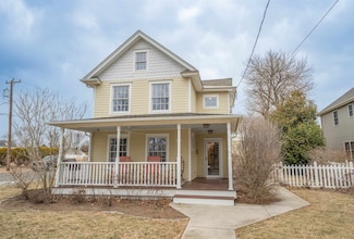 339 Fourth Ave, Cape May, NJ 08204