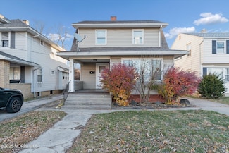 3806 Revere Dr, Toledo, OH 43612