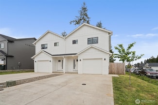 1013 Peach Rd Unit A & B, Winlock, WA 98596