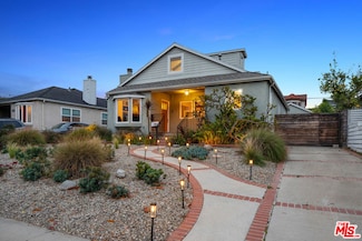 8044 Cowan Ave, Los Angeles, CA 90045