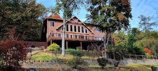 12108 Laurbrow Rd, Soddy Daisy, TN 37379