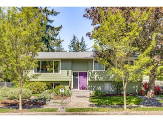 14637 SE Center St, Portland, OR 97236