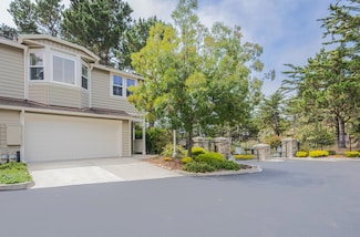 3 Glen Lake Dr, Pacific Grove, CA 93950
