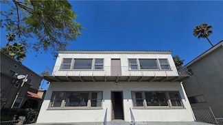 973 N Park Cir Unit 6, Long Beach, CA 90813