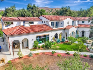 6451 Chesebro Rd, Agoura Hills, CA 91301