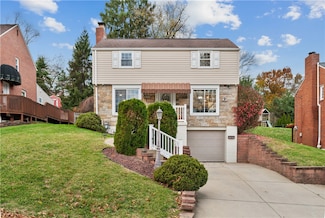 5300 Spring Valley Dr, Pittsburgh, PA 15236