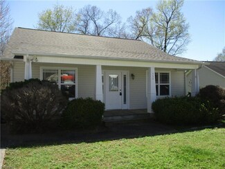 530 Brown Stone Ct, Kernersville, NC 27284