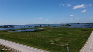 0 W Lakeshore Dr, Waubay, SD 57273