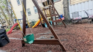 110-112 Smith St, Newark, NJ 07106