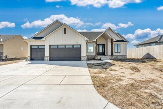 184 S Wellcrest Ct, Goddard, KS 67052