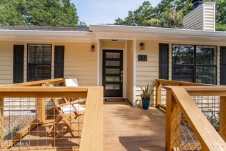 40 Sunset Blvd, Beaufort, SC 29907