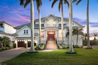 140 Heron Ave, Naples, FL 34108