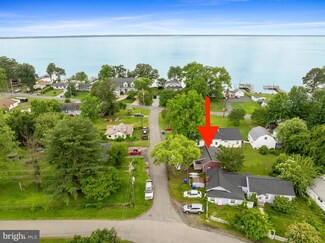 16539 Oakley Dr, Cobb Island, MD 20625