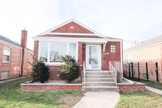8914 S Cornell Ave, Chicago, IL 60617