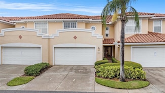 230 Valencia Cir, Saint Petersburg, FL 33716