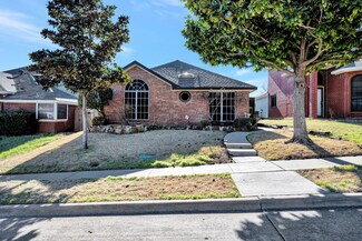 1808 Green Oak Dr, Lewisville, TX 75067