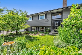 1108 SE Dale St, East Wenatchee, WA 98802