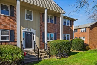 70 Carroll Ave Unit 1101, Newport, RI 02840