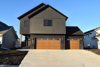 1269 Marlys Dr W, West Fargo, ND 58078