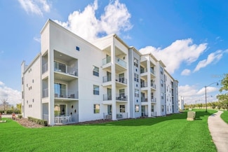 4741 Clock Tower Dr Unit 208, Kissimmee, FL 34746