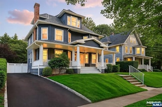 58 Lincoln Ave, Rutherford, NJ 07070