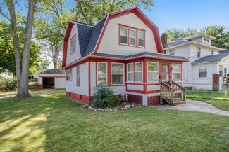 432 21st St N, Springfield, MI 49037