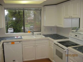 1132 90th St SW Unit 3, Everett, WA 98204