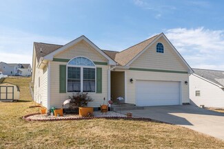 66 Lofty Cir, Stuarts Draft, VA 24477