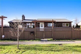 8851 13th Ave SW, Seattle, WA 98106