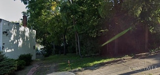 762 Straight St, Cincinnati, OH 45214