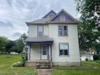 1312 Clay St, Cedar Falls, IA 50613