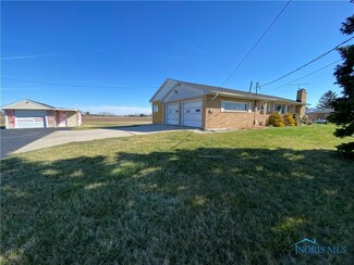 24729 State Route 579 W, Millbury, OH 43447