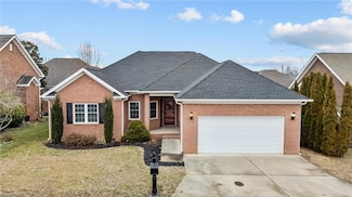 150 Glasmere Ct, Winston Salem, NC 27101