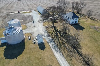 10211 W Barr Rd, Peotone, IL 60468